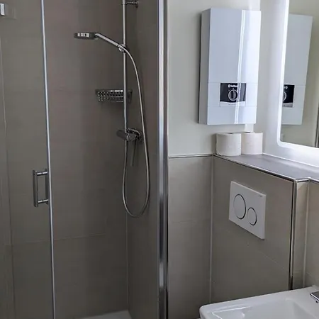 Strandhotel 16 * 达默